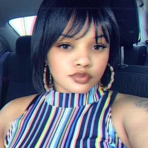 Meet your Posher, Markala